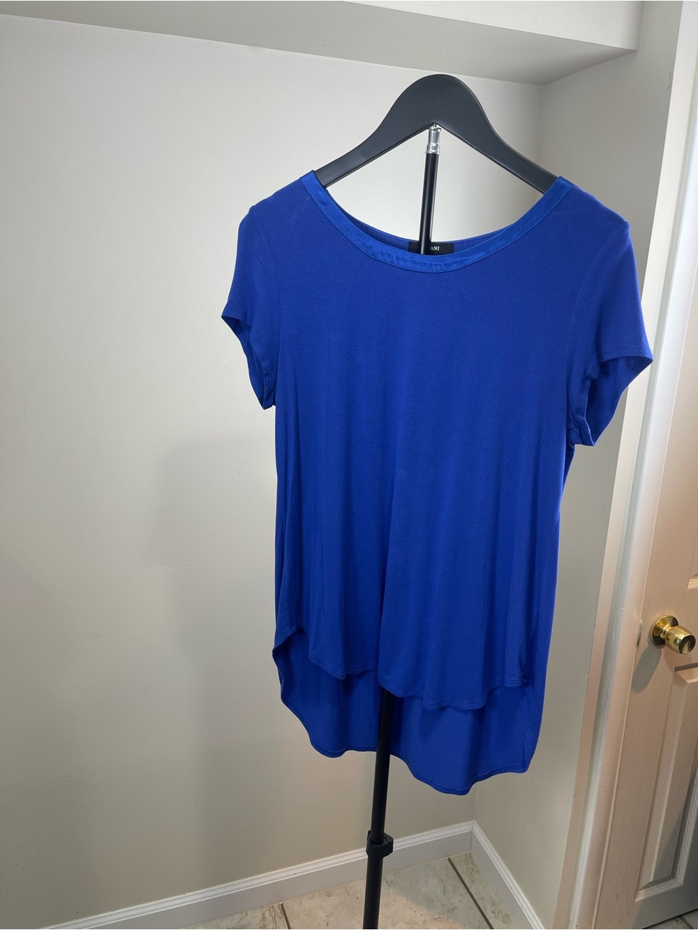 Alfani Women’s Royal Blue Short-Sleeve High-Low Tee